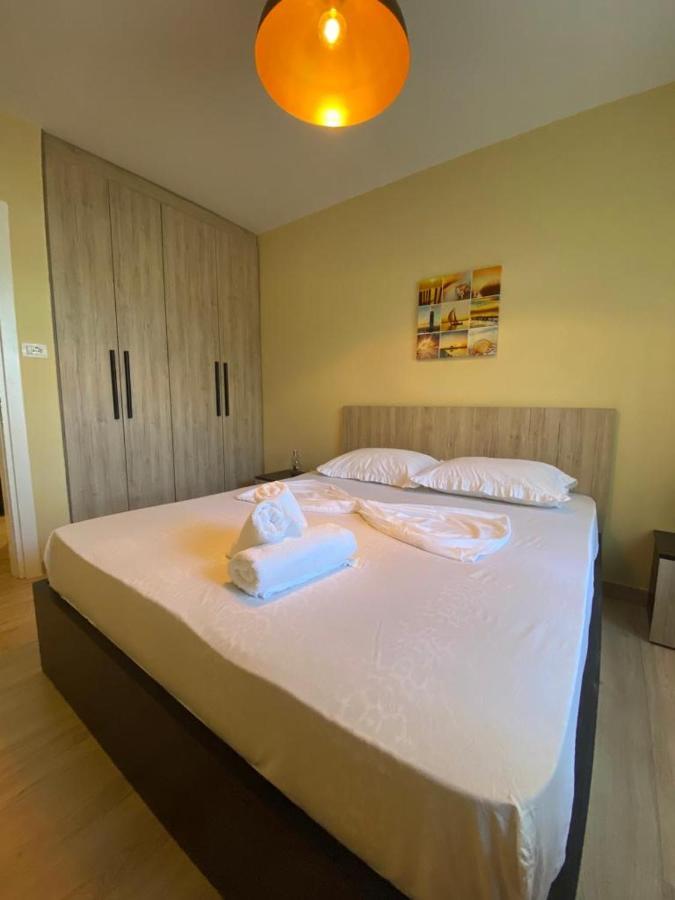 Saranda Beach Apartment Exterior photo